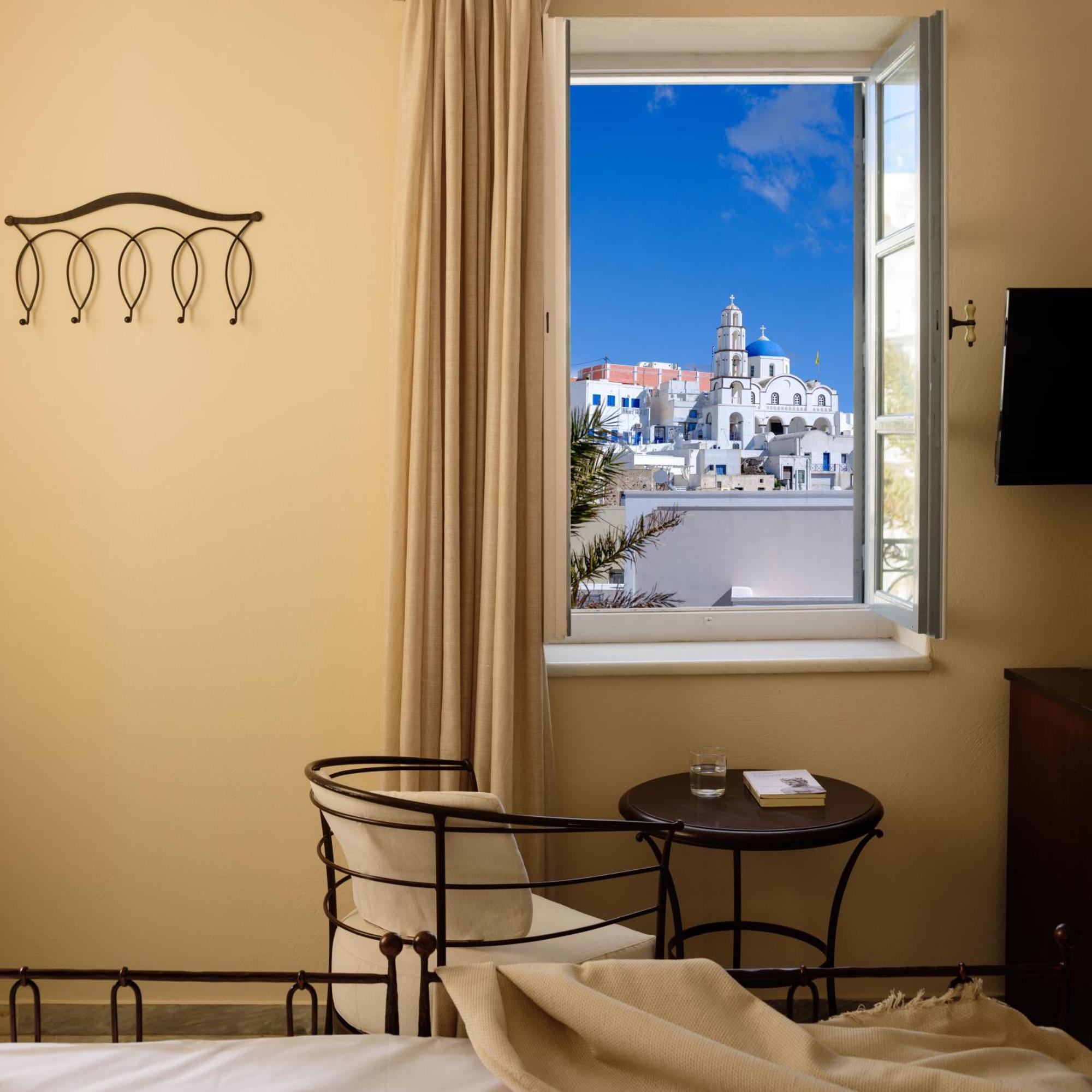 Отель Ikio Concept Santorini Пиргос Экстерьер фото